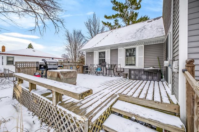 936 S Division Street, Whitehall City, MI 49461