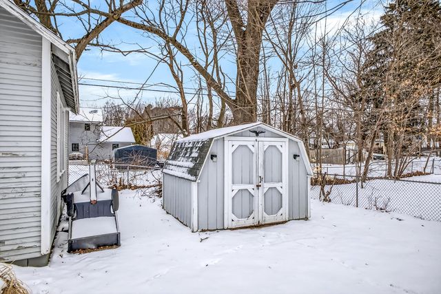 936 S Division Street, Whitehall City, MI 49461