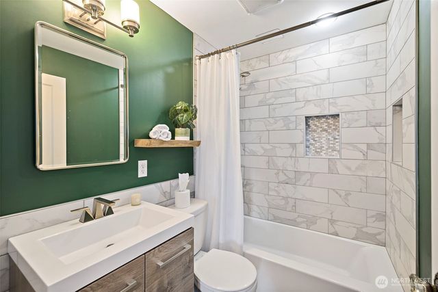 11326 14th Avenue NE, Seattle, WA 98125