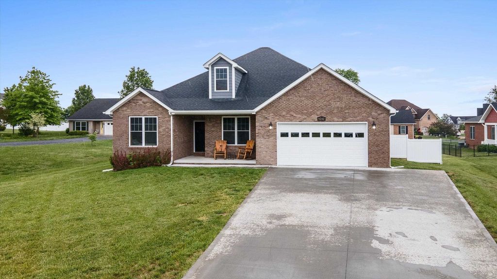 9242 MCGAHEYSVILLE RD, Mcgaheysville, VA 22840