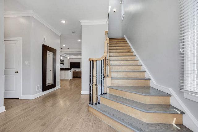 11241 S Central Park Avenue, Chicago, IL 60655