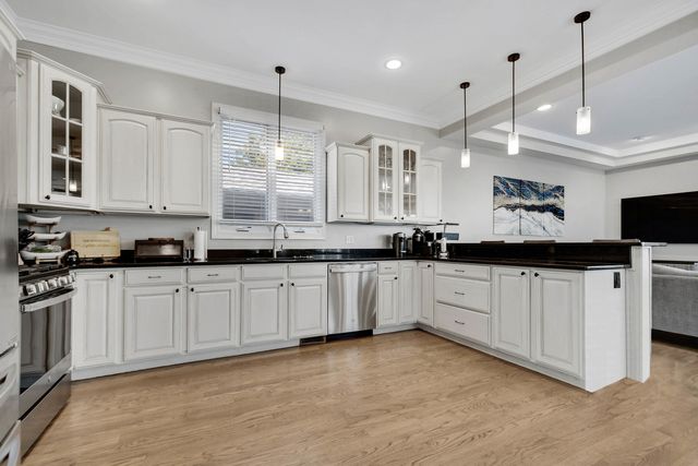 11241 S Central Park Avenue, Chicago, IL 60655