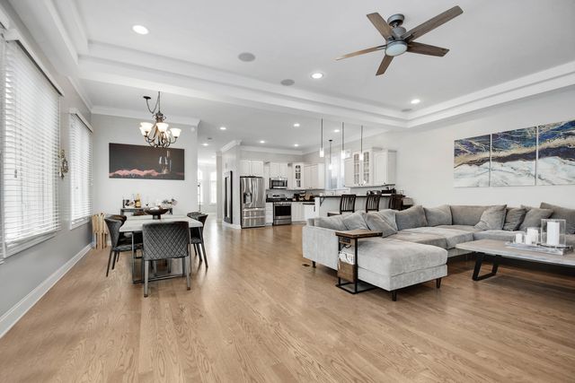 11241 S Central Park Avenue, Chicago, IL 60655