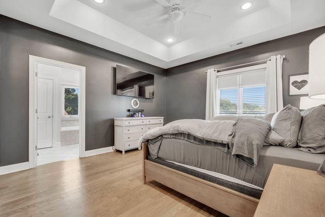11241 S Central Park Avenue, Chicago, IL 60655