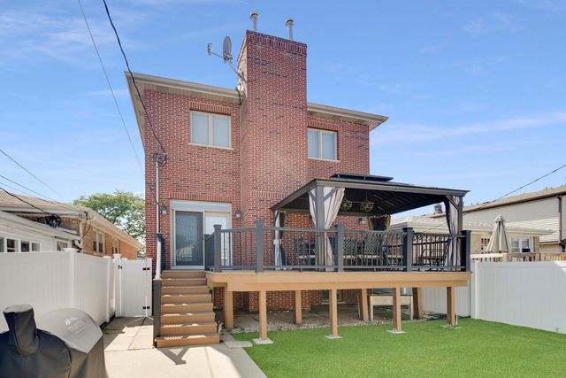 11241 S Central Park Avenue, Chicago, IL 60655