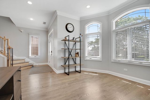 11241 S Central Park Avenue, Chicago, IL 60655