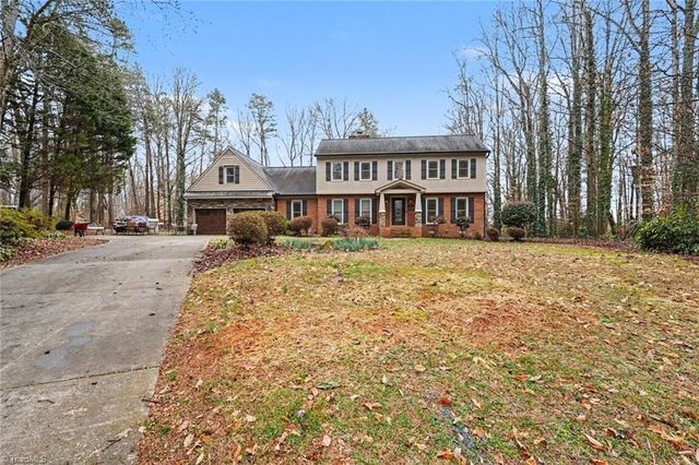 2085 Huntington Woods Drive, Lexington, NC 27295