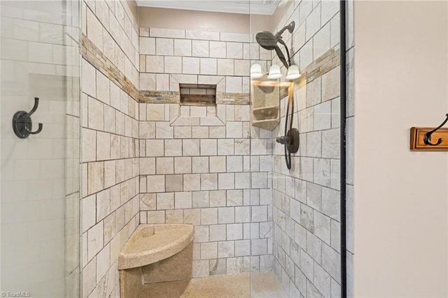 2085 Huntington Woods Drive, Lexington, NC 27295