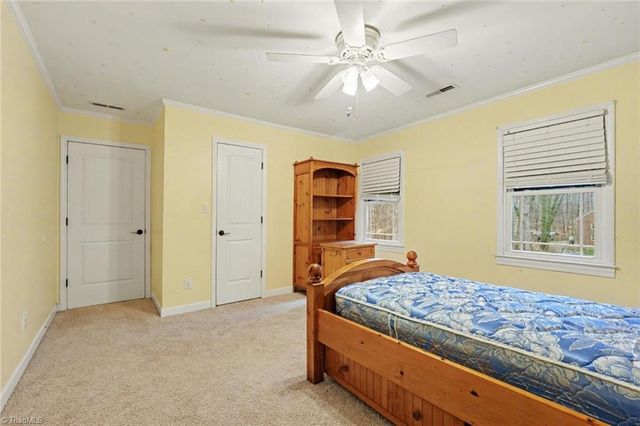 2085 Huntington Woods Drive, Lexington, NC 27295