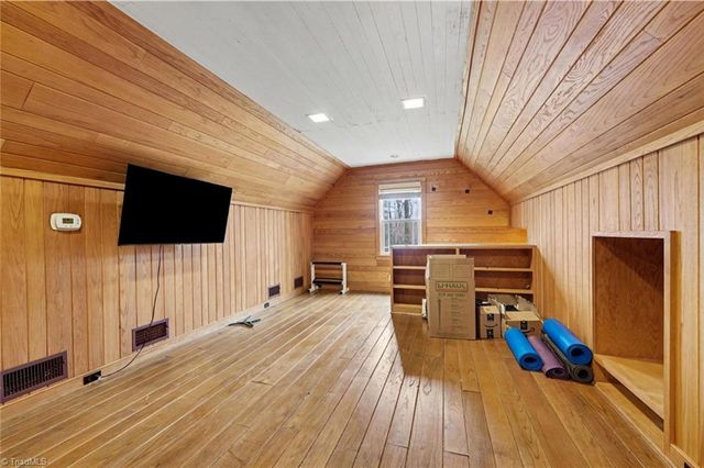 2085 Huntington Woods Drive, Lexington, NC 27295