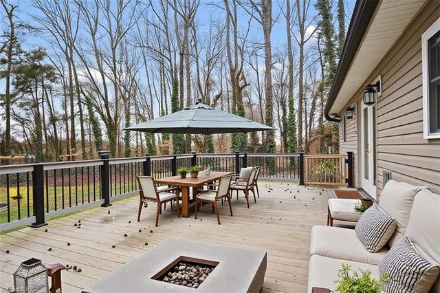 2085 Huntington Woods Drive, Lexington, NC 27295