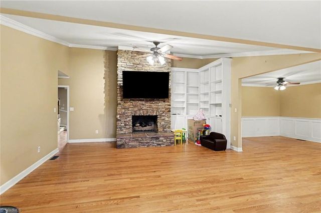 2085 Huntington Woods Drive, Lexington, NC 27295