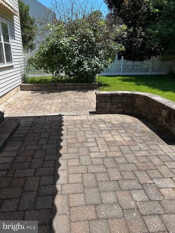 11 KENDALL LN, Royersford, PA 19468