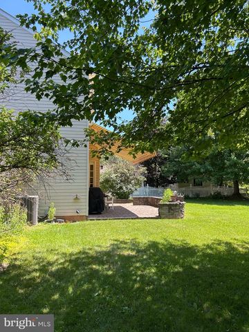 11 KENDALL LN, Royersford, PA 19468