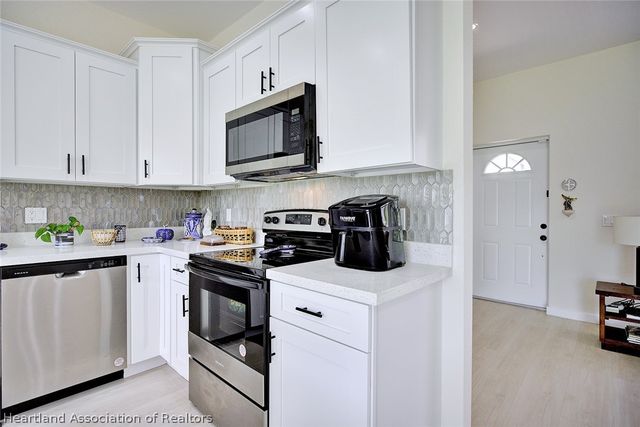 109 Fire Island Avenue NE, Lake Placid, FL 33852