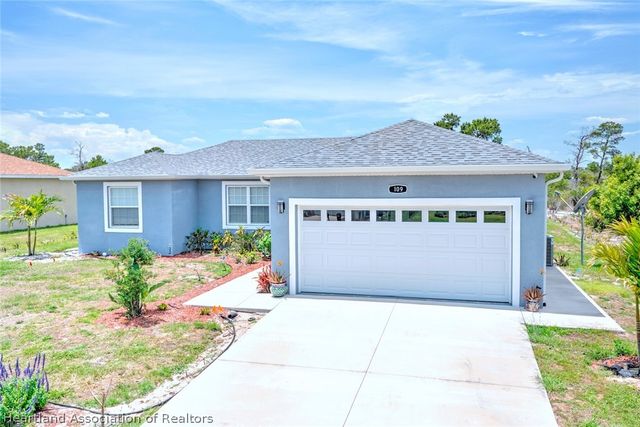 109 Fire Island Avenue NE, Lake Placid, FL 33852