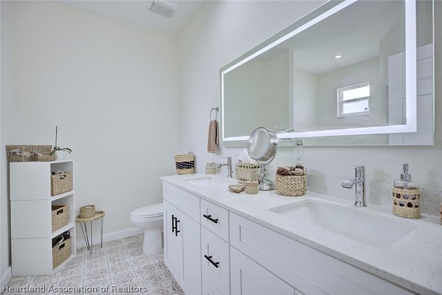 109 Fire Island Avenue NE, Lake Placid, FL 33852