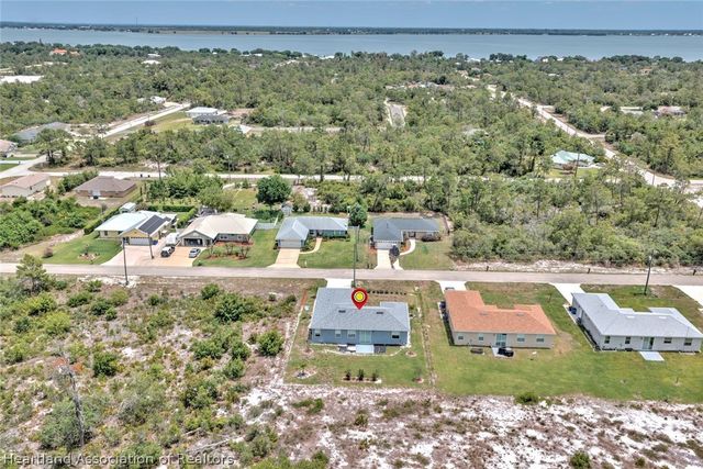 109 Fire Island Avenue NE, Lake Placid, FL 33852