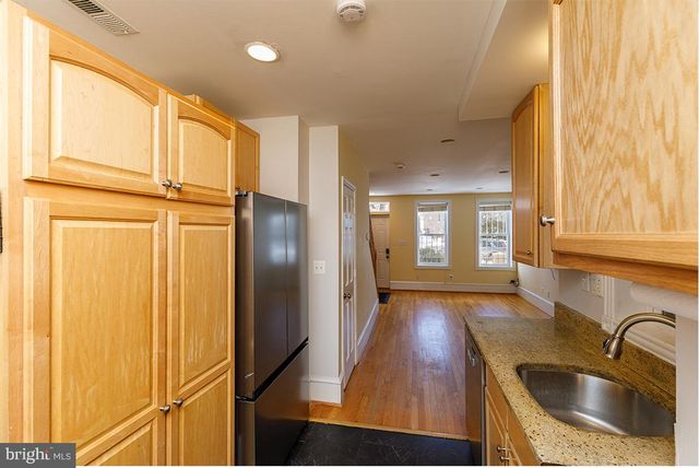 809 KENTUCKY AVE SE, Washington, DC 20003