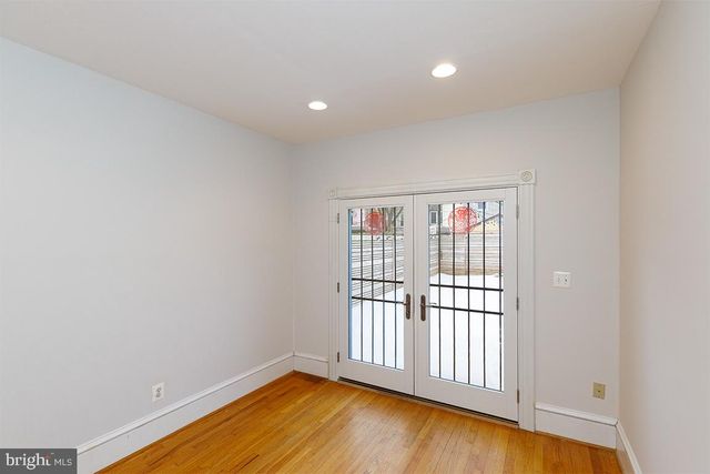 809 KENTUCKY AVE SE, Washington, DC 20003