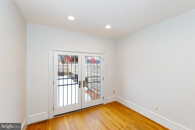 809 KENTUCKY AVE SE, Washington, DC 20003