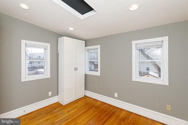 809 KENTUCKY AVE SE, Washington, DC 20003