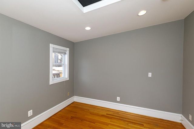 809 KENTUCKY AVE SE, Washington, DC 20003