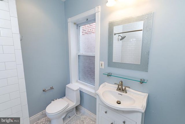 809 KENTUCKY AVE SE, Washington, DC 20003