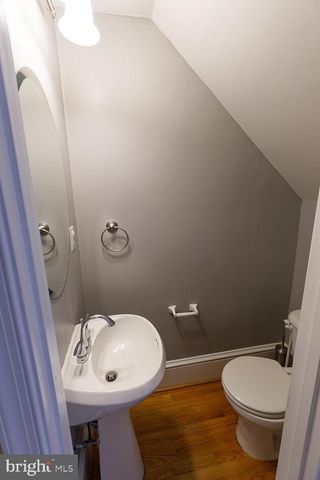 809 KENTUCKY AVE SE, Washington, DC 20003