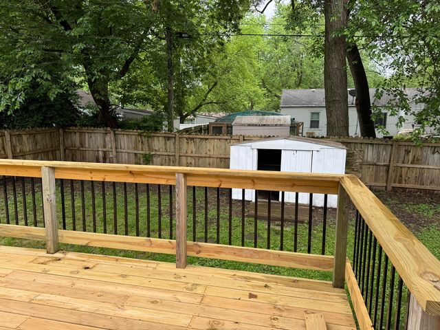 1040 E Cherokee Street, Springfield, MO 65807