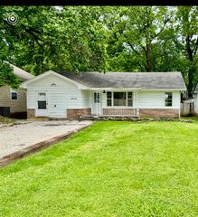 1040 E Cherokee Street, Springfield, MO 65807