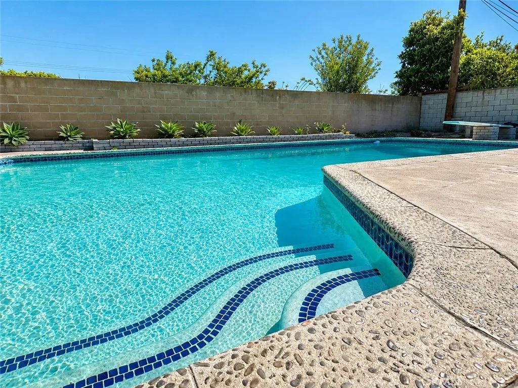9262 Joyzelle, Garden Grove, CA 92841