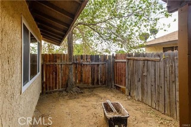 18610 Casaba Rd, Adelanto, CA 92301