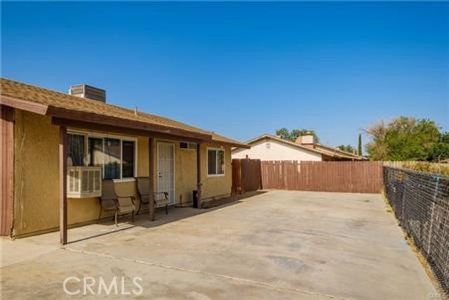 18610 Casaba Rd, Adelanto, CA 92301