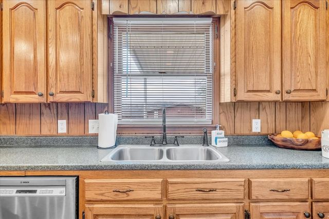 675 Bible Crossing Rd, Winchester, TN 37398