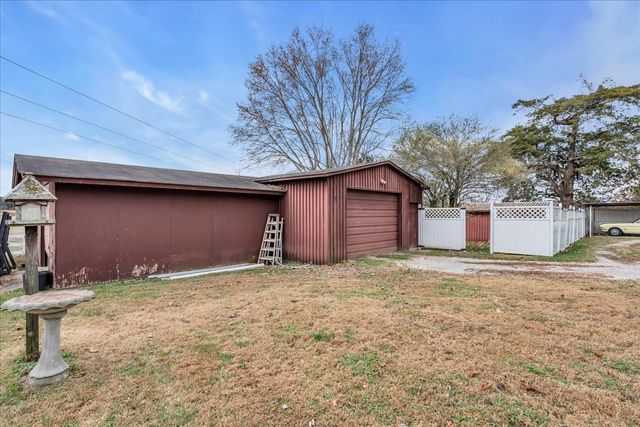 675 Bible Crossing Rd, Winchester, TN 37398