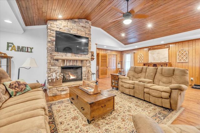 675 Bible Crossing Rd, Winchester, TN 37398