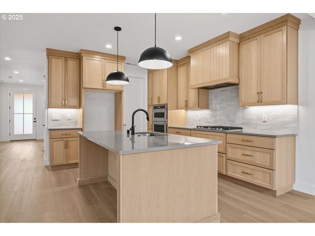 3525 N 11TH Cir, Ridgefield, WA 98642