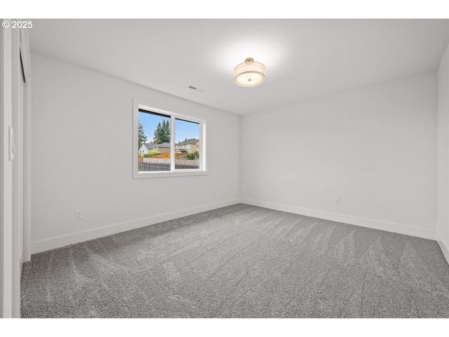 3525 N 11TH Cir, Ridgefield, WA 98642