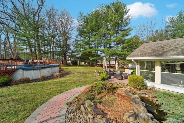 551 Westfield Drive, Valley Cottage, NY 10989