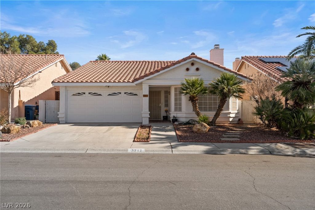 3212 Ivory Coast Drive, Las Vegas, NV 89117 — photo 2