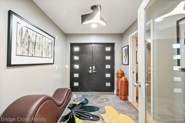 24459 Bloomington Court, Franklin, MI 48025