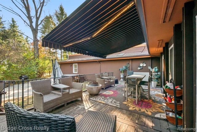 24459 Bloomington Court, Franklin, MI 48025