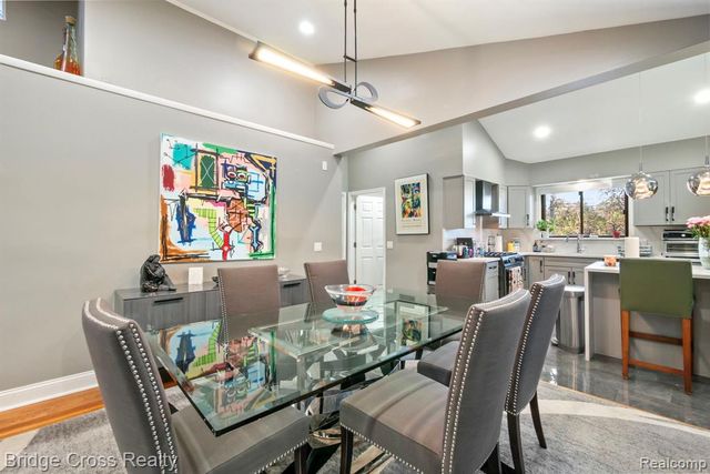 24459 Bloomington Court, Franklin, MI 48025