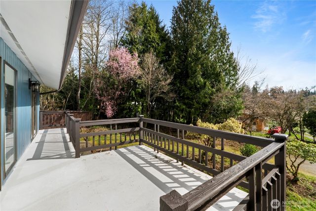 20505 12th Street E, Lake Tapps, WA 98391
