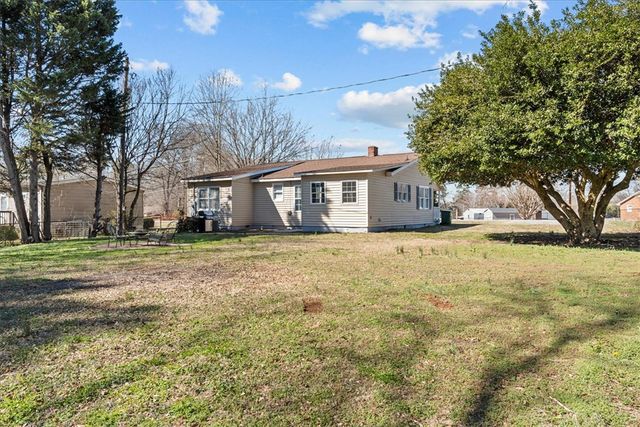 859 Floyd Road, Spartanburg, SC 29307