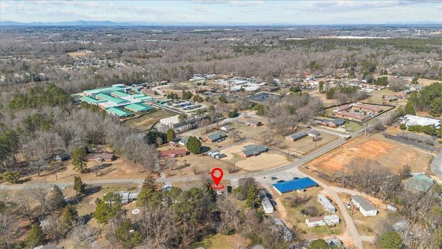 859 Floyd Road, Spartanburg, SC 29307