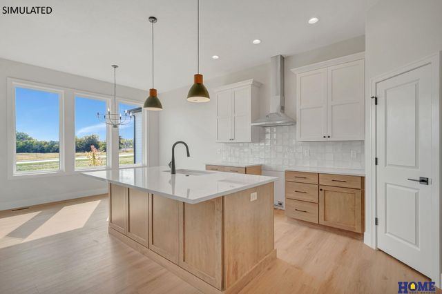 9215 Triana Lane, Lincoln, NE 68520