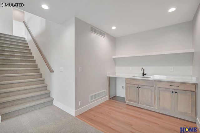 9215 Triana Lane, Lincoln, NE 68520