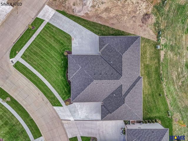9215 Triana Lane, Lincoln, NE 68520